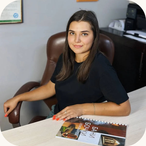 Охолина Екатерина — менеджер по снабжению